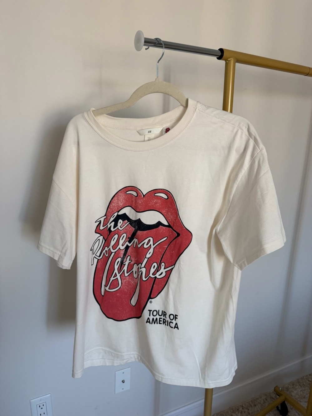 H&M Rolling Stones Graphic Tee in Cream and Red NWOT
